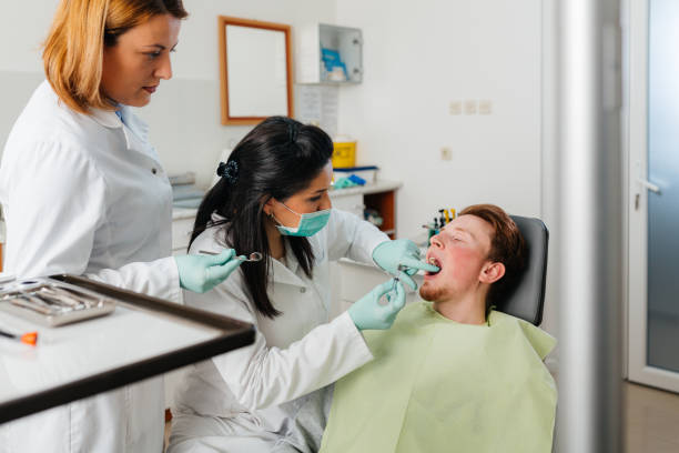Best Emergency Dental Care for Abscessed Tooth in Rainbow, CA